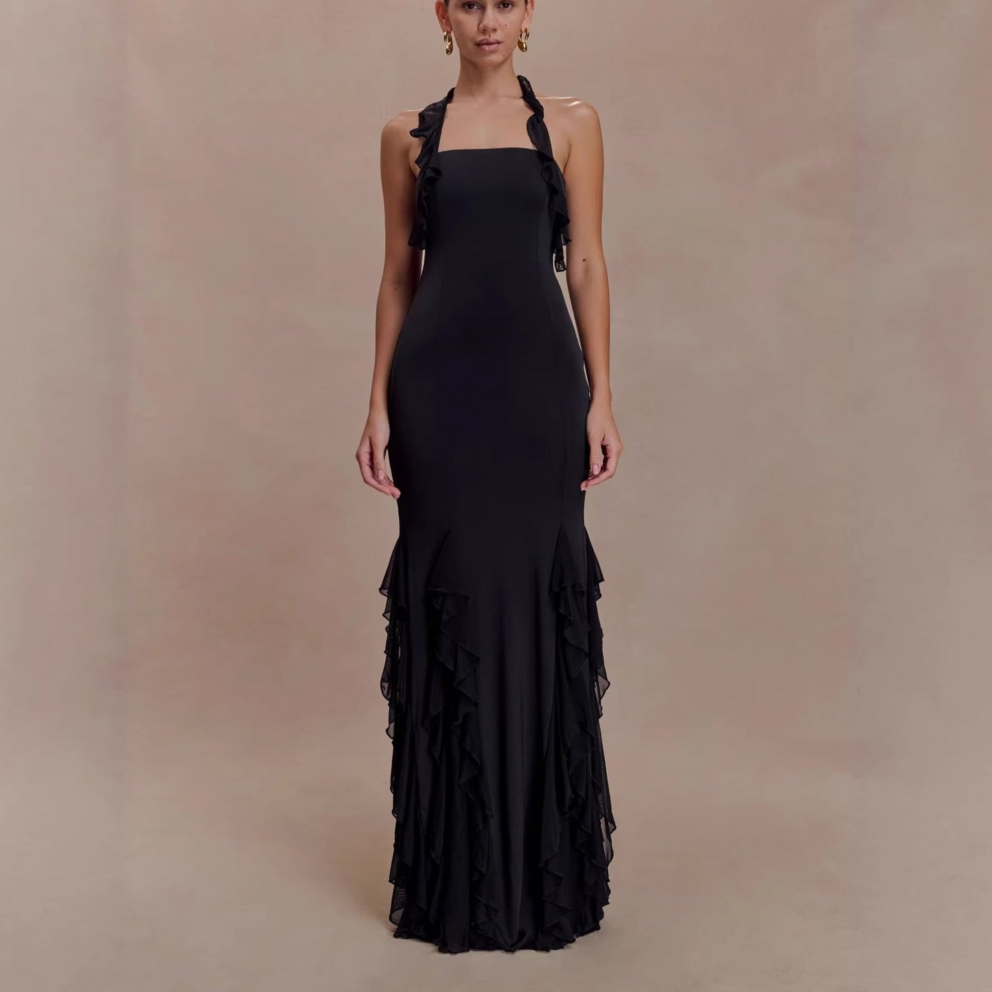 New ruffle leaf edge sexy halter neck hip skirt slim holiday style European and American dress