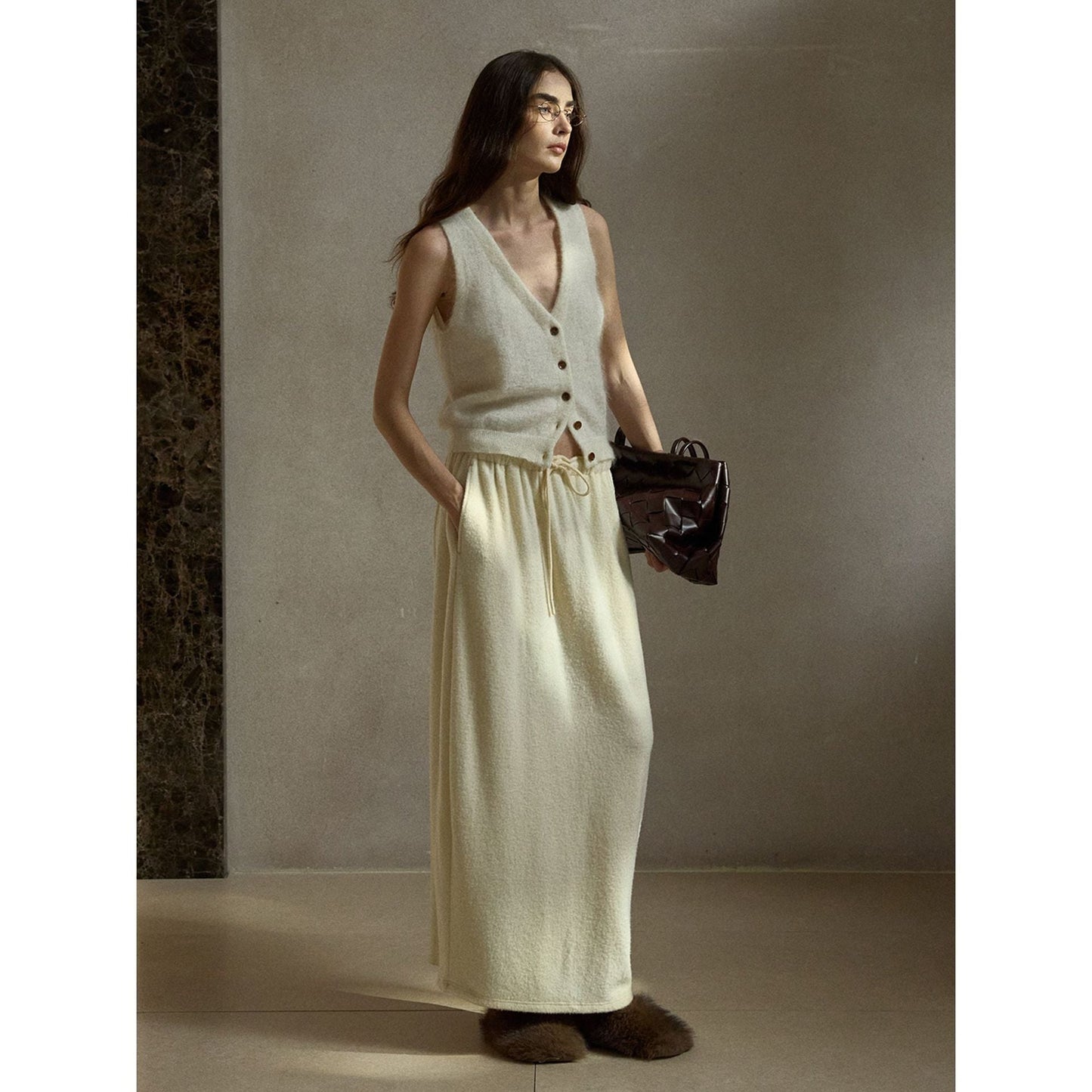 Early spring new soft fluffy mohair velvet V-neck knitted sleeveless vest cardigan
