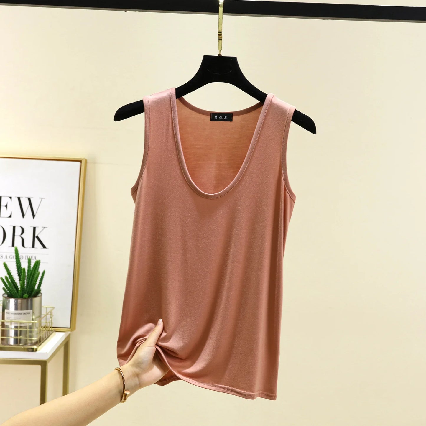 Plus size L to 6XL Modal Women's tank Tops U-Neck Summer Thin sleeveless Bottomed Top Loose Tee Tops vest comfort homewear