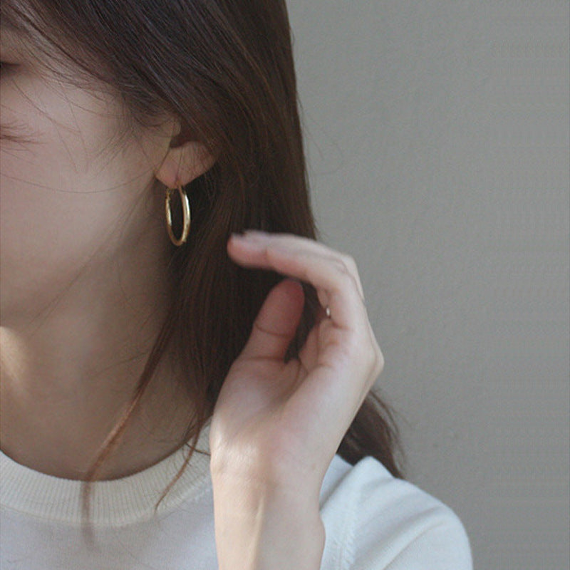 New fashion earrings 925 silver needle earrings women's Korean simple cold wind temperament earrings oval gold-plated stud earrings
