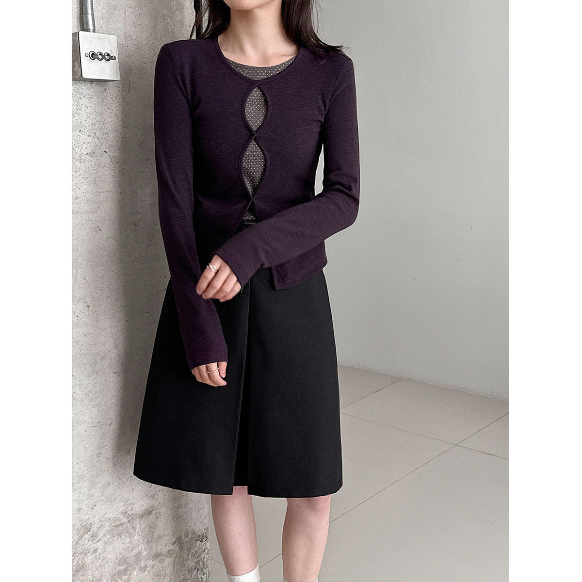 Contrasting fake two-piece splicing hollow polka dot long-sleeved T-shirt women's early spring new slim-fit knitted top