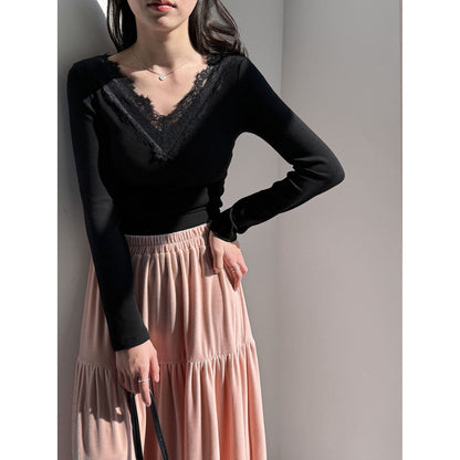 Korean gentle V-neck lace bottoming shirt women's early spring splicing knitted slim inner top