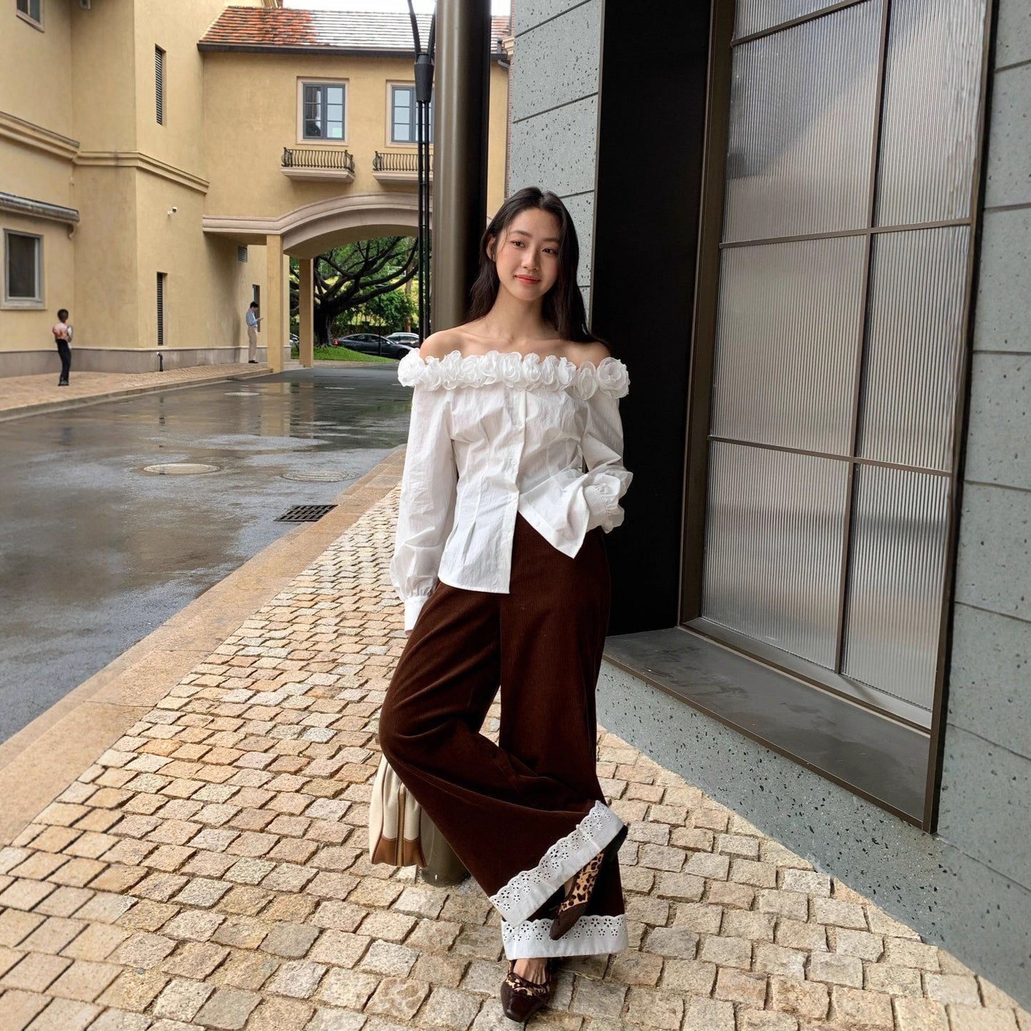 Splicing lace corduroy straight-leg pants