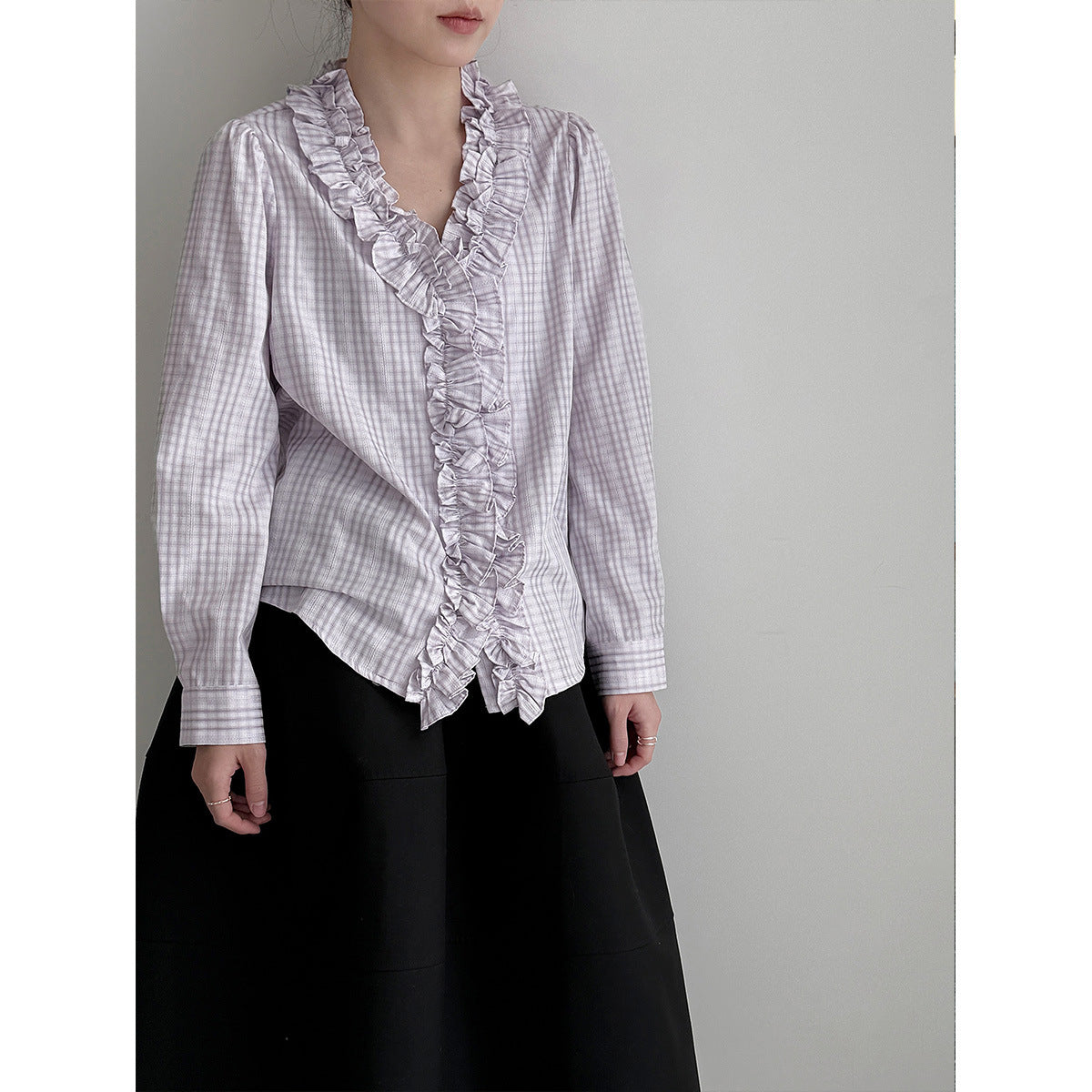 Gentle wind fungus edge V-neck shirt women's spring Korean versatile plaid texture shirt