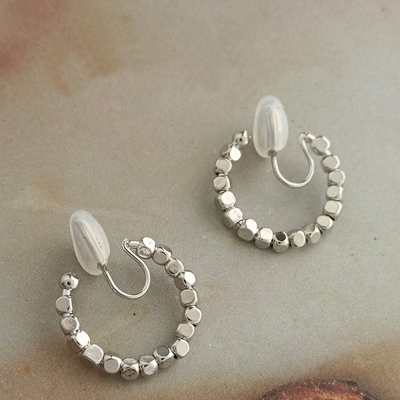 Premium sense metal mosquito coil disc loop earrings French ear clips can be worn without ear piercings, earrings are simple, fashionable and versatile