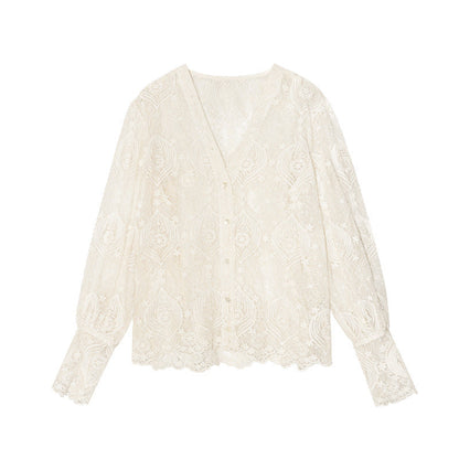 Early spring French gentle wind hollow V-neck foreign style chic lace shirt