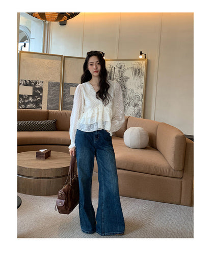 Chic design ruffled long-sleeved v-neck shirt