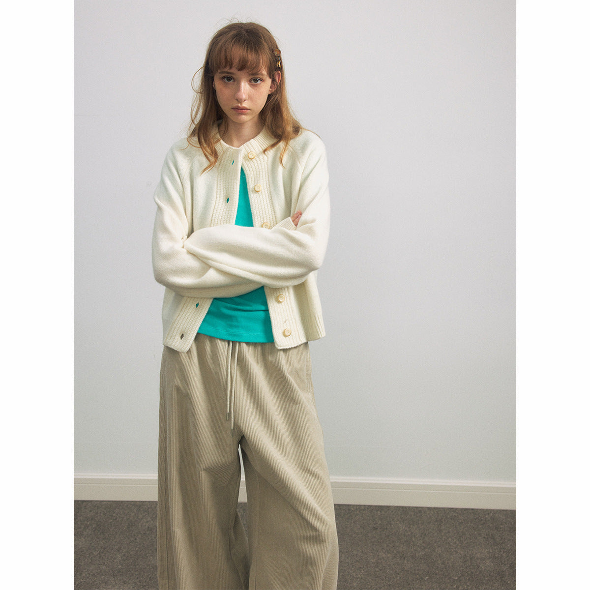Autumn new casual all-wool stand-up collar simple solid color single-breasted wool cardigan