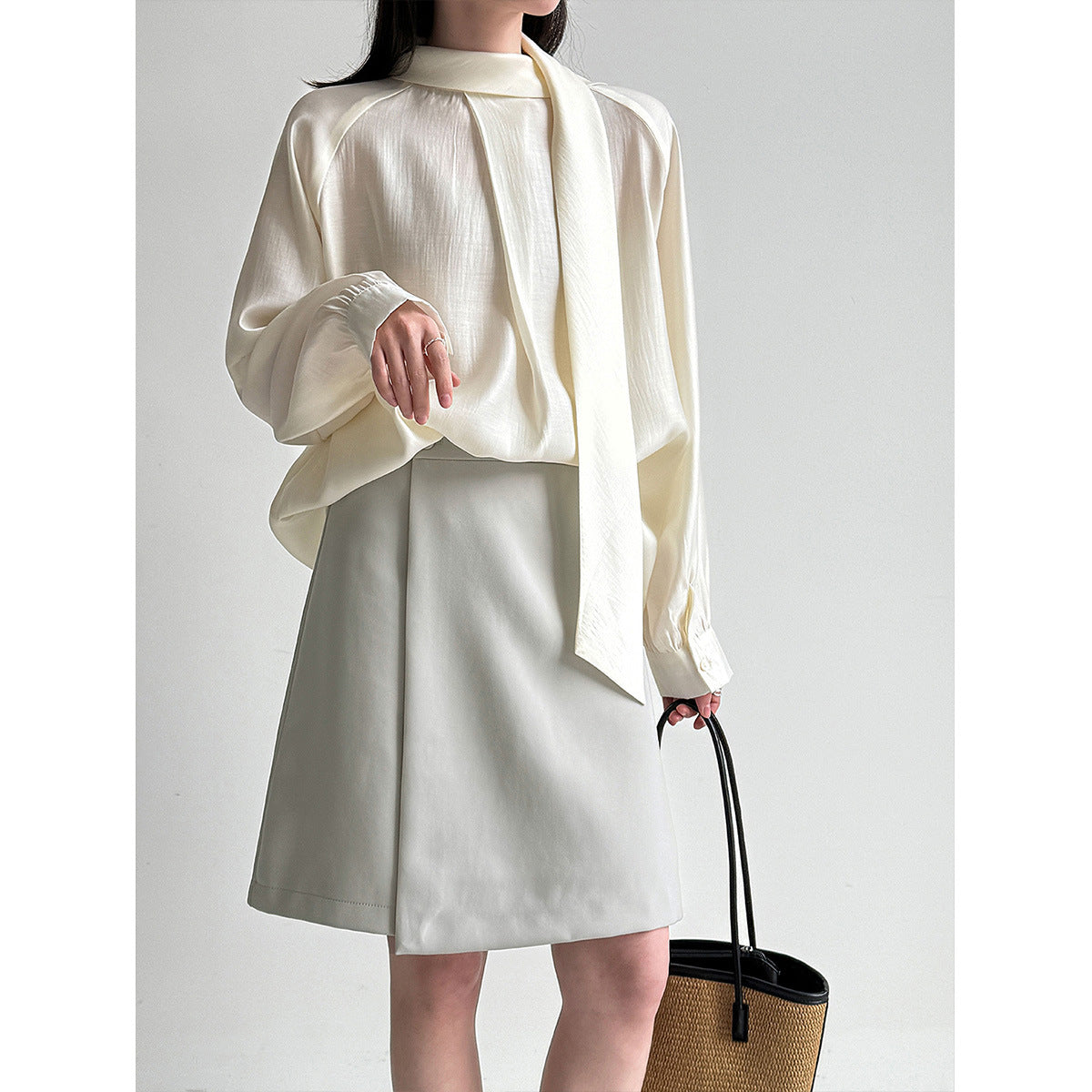 Design sense suit skirt 26 spring new a-shaped skirt thin asymmetrical small skirt