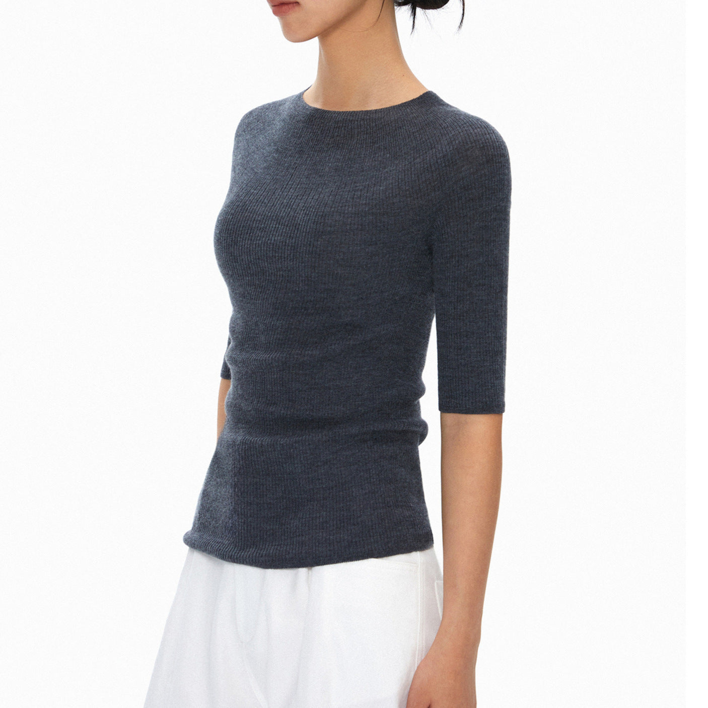 Thin one-piece five-point short-sleeved knitted sweater
