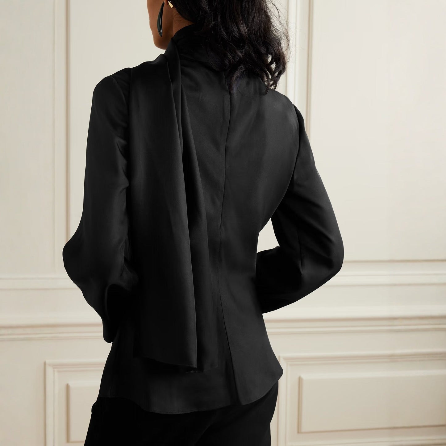Fashionable Elegant Streamer Shirt Slim Satin Commuter Shirt