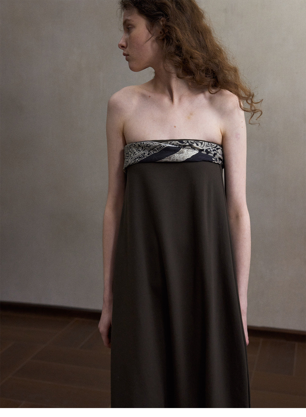Simple cotton skin-friendly tube top dress irregular curved hem design long dress