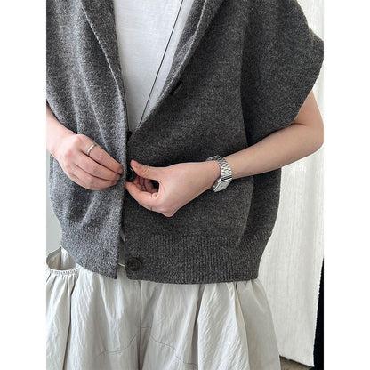 Korean loose large version hooded sleeveless knitted cardigan women's autumn new stacked short vest ss845