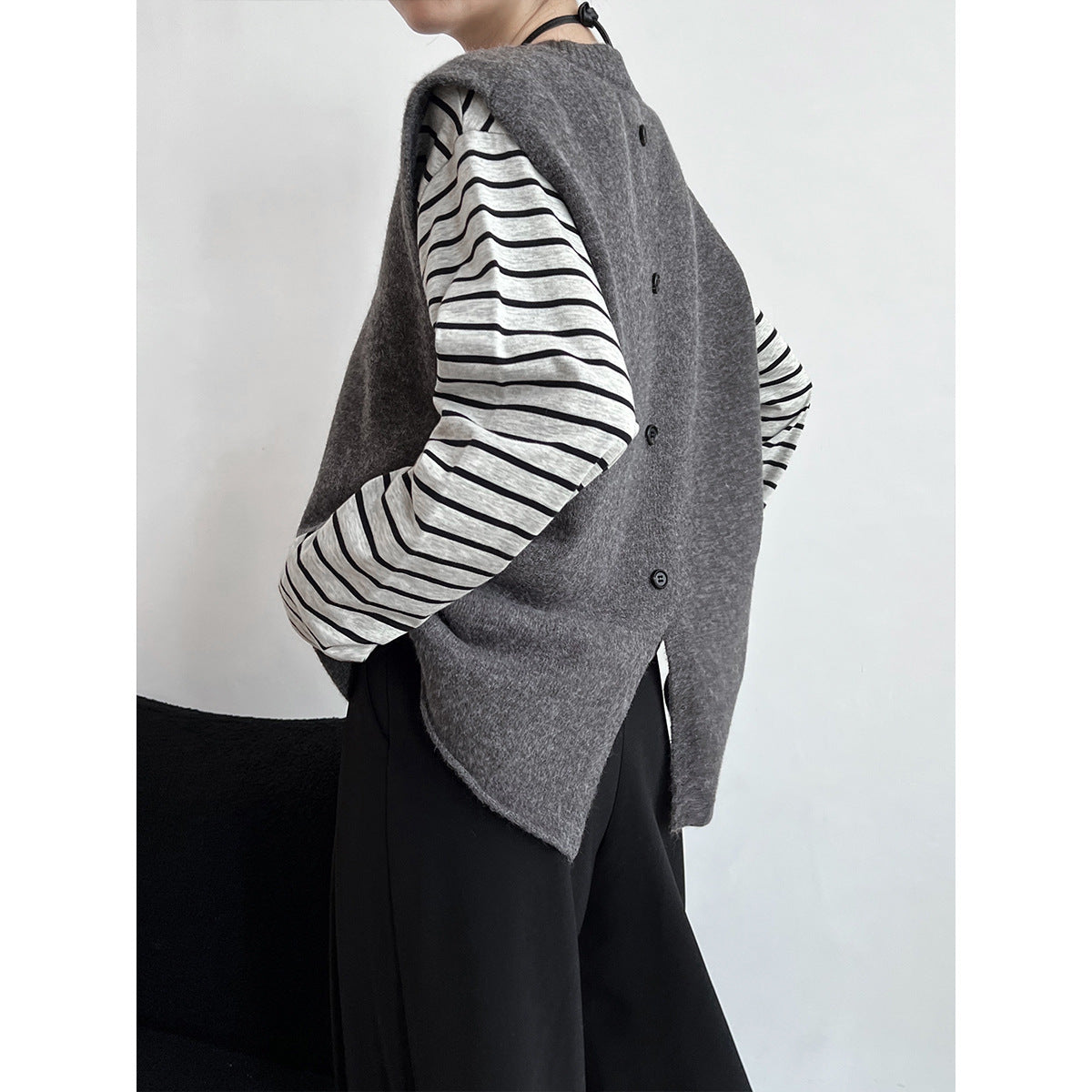 Stacked knitted vest women's autumn new versatile split vest vest sleeveless top