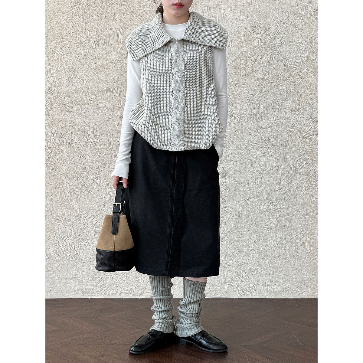 Korean high-waisted hip-wrapped buckle skirt for women's 26 early spring new commuting intelligence and thin A-word skirt