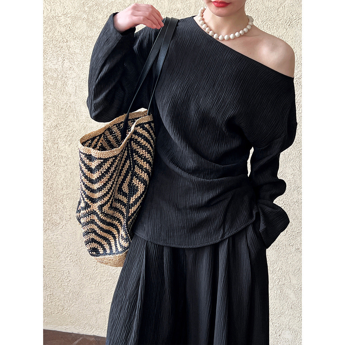 Lazy design asymmetrical one-shoulder waist pleated tops + loose pants women's spring two-piece set