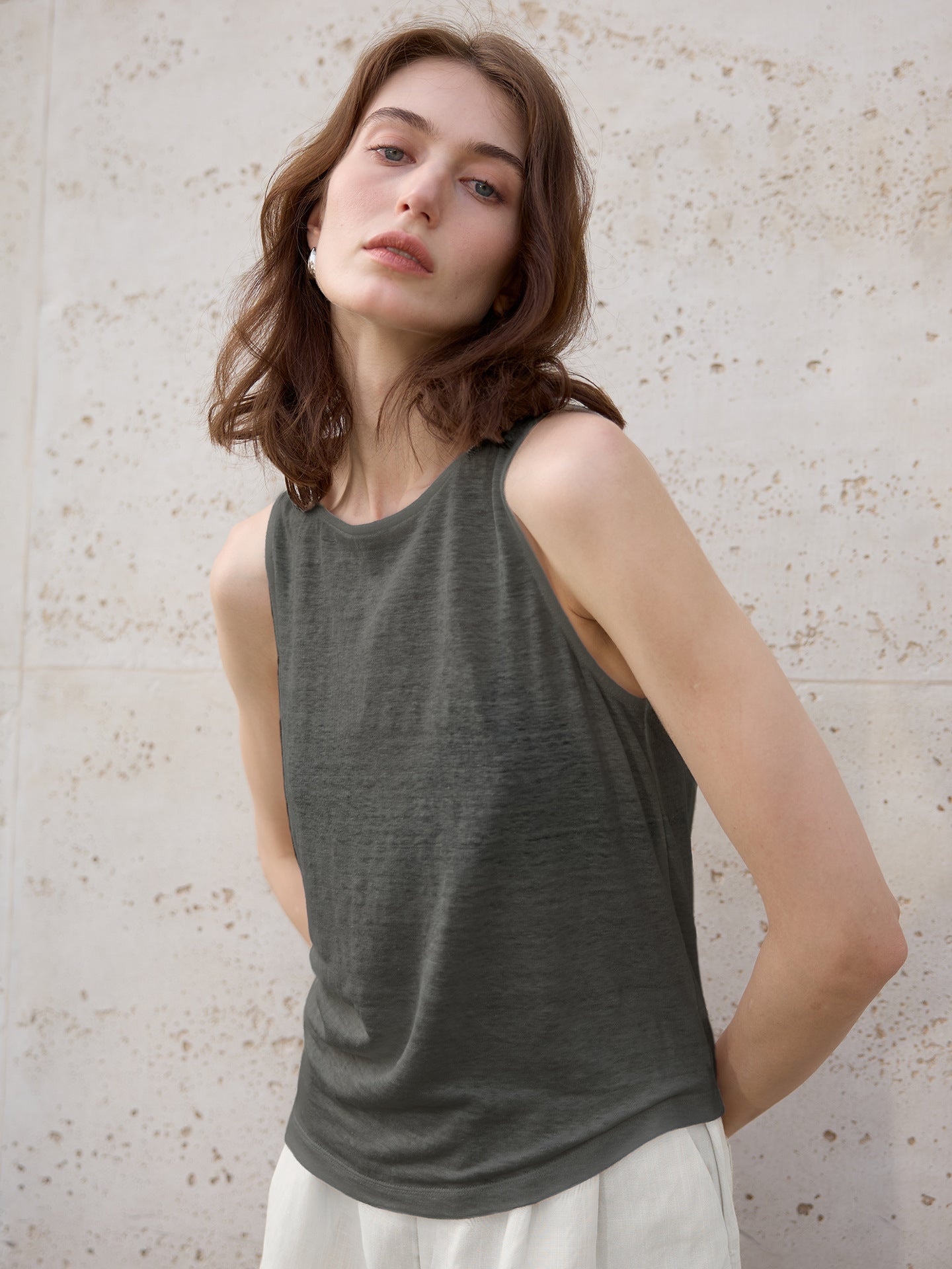 Hemp Sleeveless Top Women Slim Fit Swing Collar Knitted Shirt