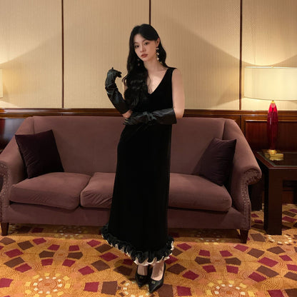 French Hepburn temperament long dress v-neck sleeveless velvet dress