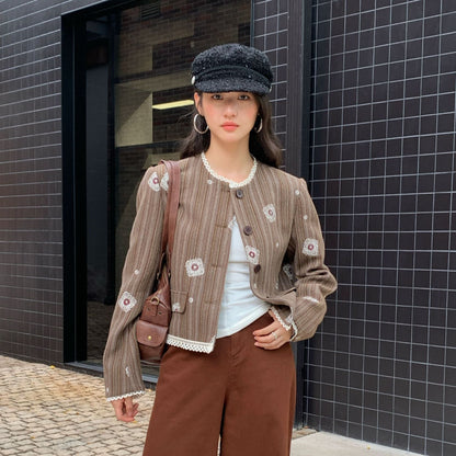 Autumn old money retro embroidered wool crew neck lace short coat