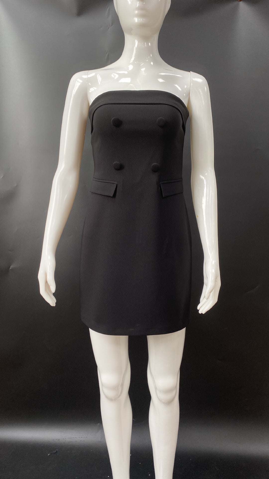 Sexy bandeau skirt with an open back and a slim temperament and elegant dress