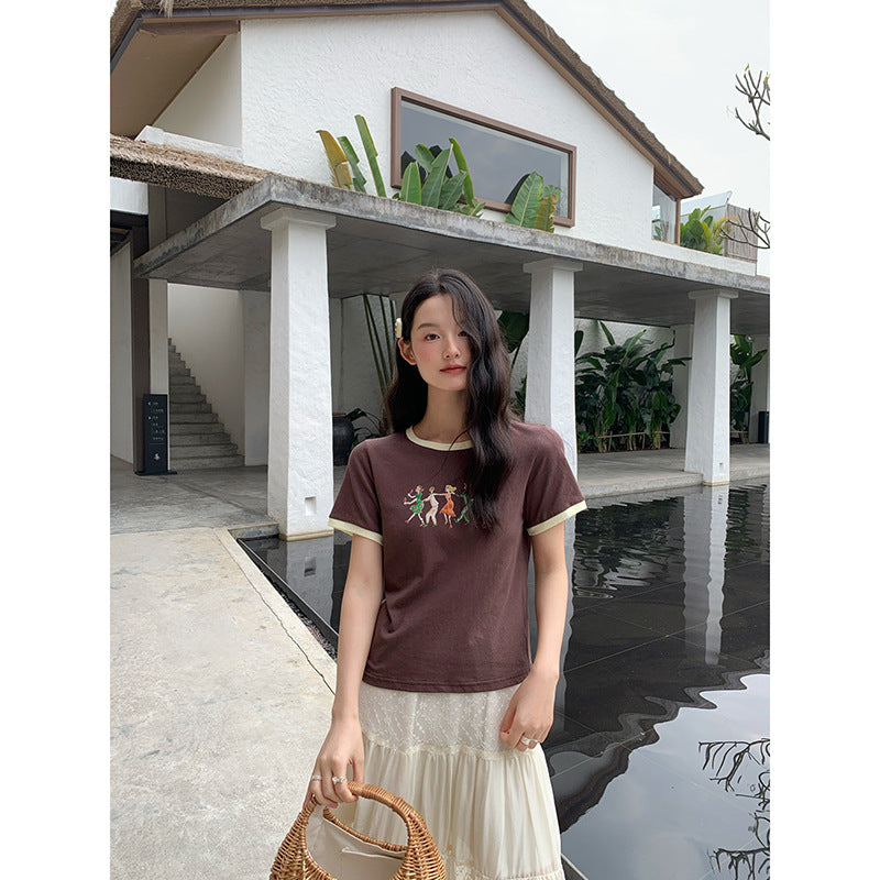 Chic Shoulder Embroidery Abstract Design Contrast Short Sleeve T-Shirt