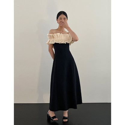 One-word shoulder dress for two women wearing a dress dress