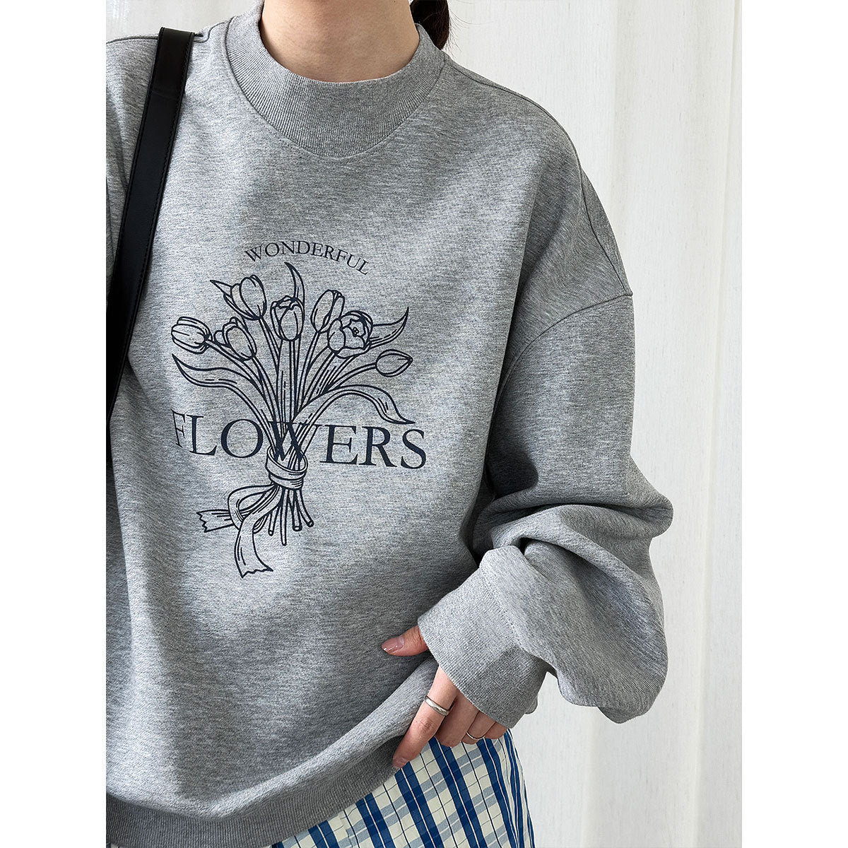 Korean tulip retro peach heart neck silhouette sweater women's autumn new lazy top