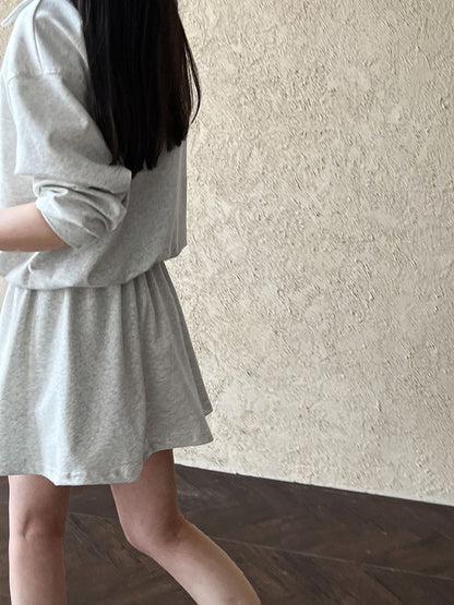 Korean age-reducing suit women's autumn new fake two-piece sweater + elastic skirt two-piece set