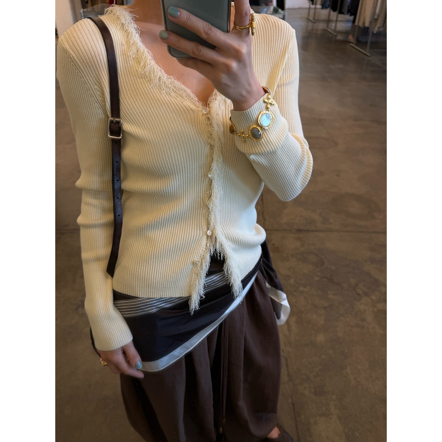 Early spring pure desire sweet hottie temperament long-sleeved fringed v-neck knitted sweater
