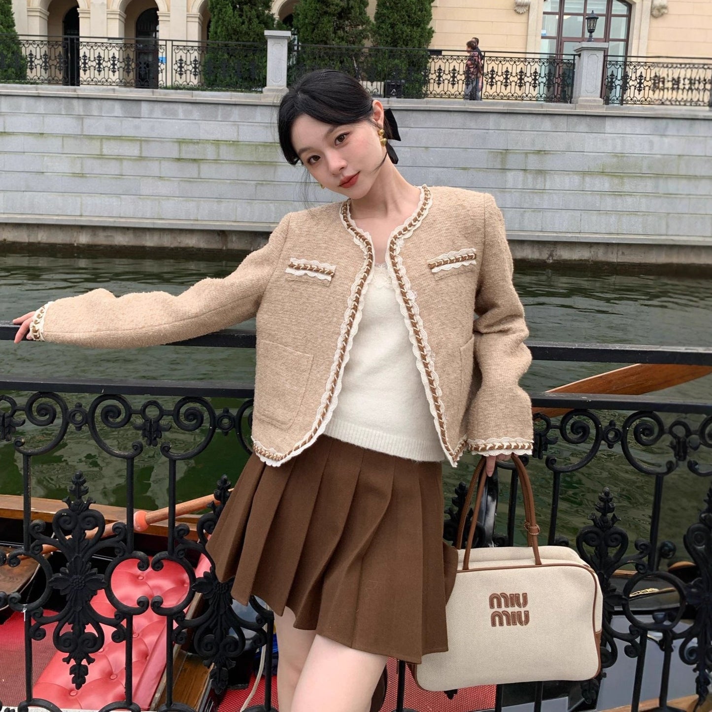 Vintage fungus edge round neck polished small fragrant jacket