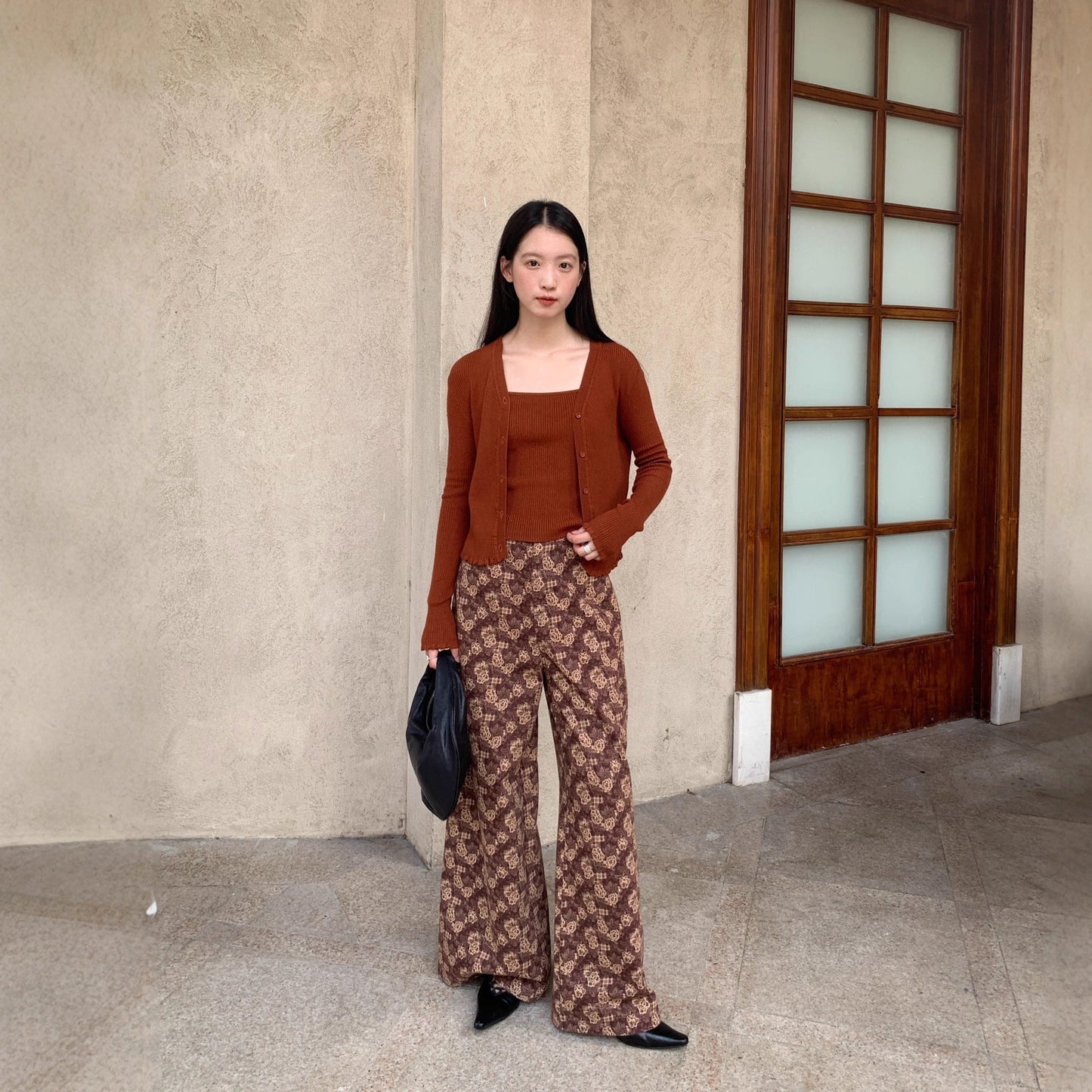 Skinny hips and high waists printed micro-pull pants
