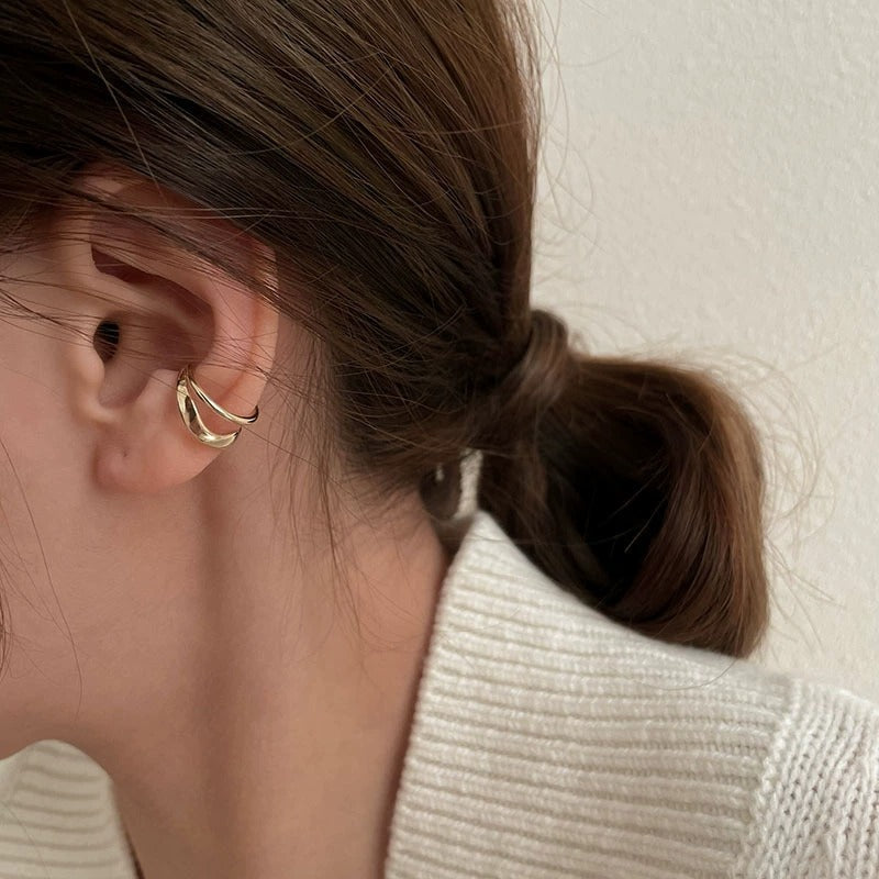 Premium sense metal mosquito coil disc loop earrings French ear clips can be worn without ear piercings, earrings are simple, fashionable and versatile