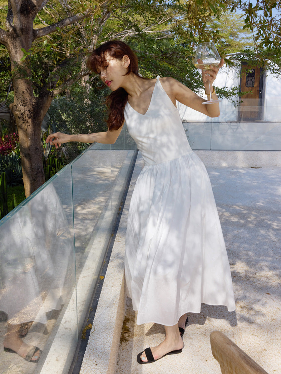 White V-neck suspender splicing dress