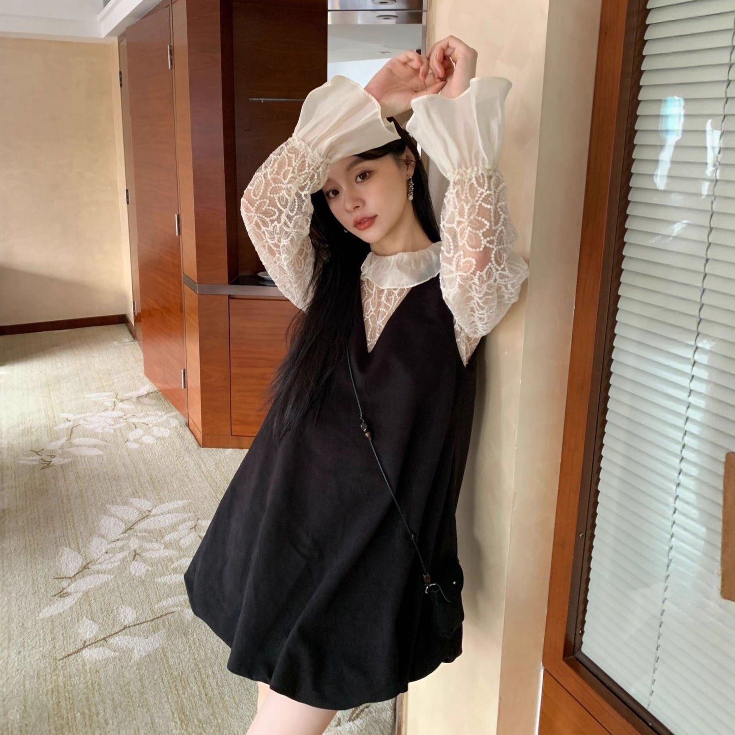 Temperament age-reducing deerskin velvet vest dress