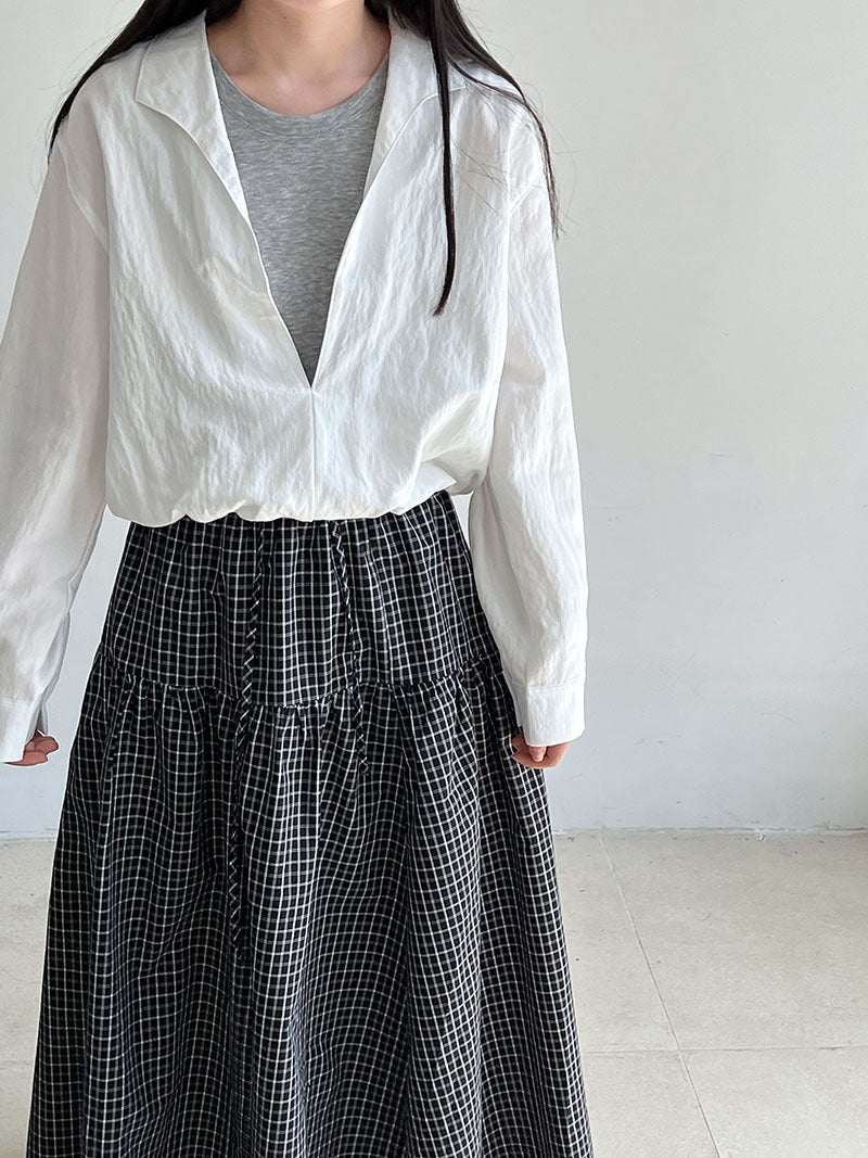 Korean simple fake two lazy style shirts in summer, a new spliced V-neck age-reducing long-sleeved shirt