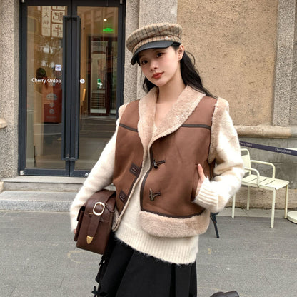 Plush horn buckle fur one-piece vest jacket