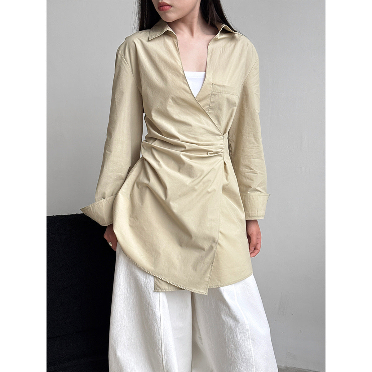 Irregular V-neck shirt