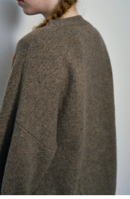 Early spring new casual crew neck hand-embroidered all-wool versatile woolen pullover top
