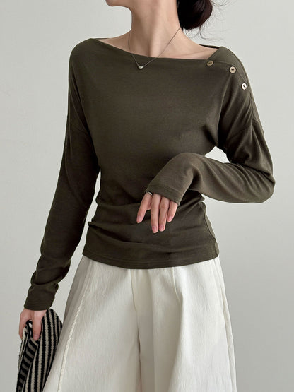 Korean asymmetrical button off-shoulder long-sleeved high-elastic bottoming shirt top women's Qiuxin slim-fitting and thin knitted sweater