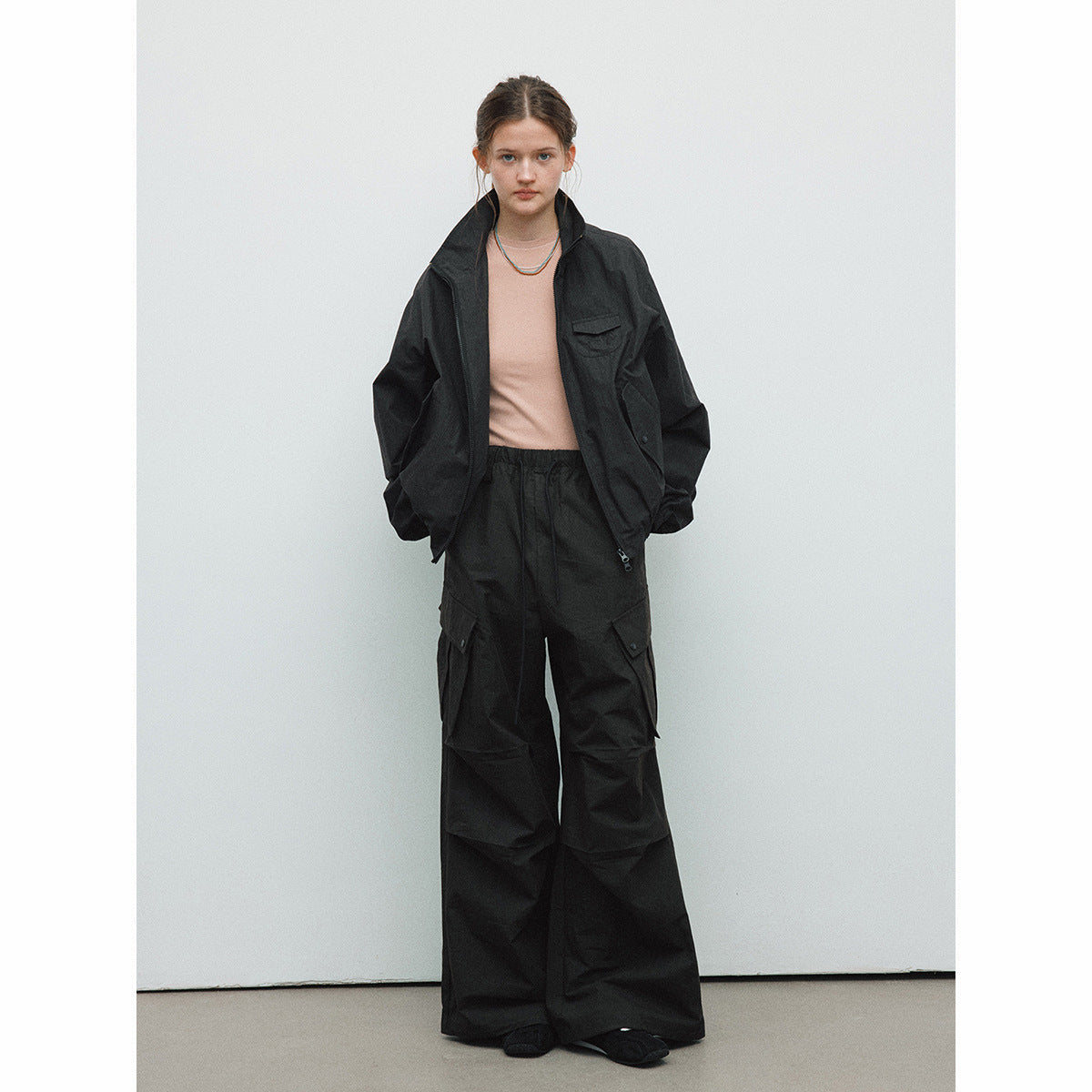 Spring new casual high-waisted lace-up solid color outdoor cotton brocade large paper bag paratrooper trousers