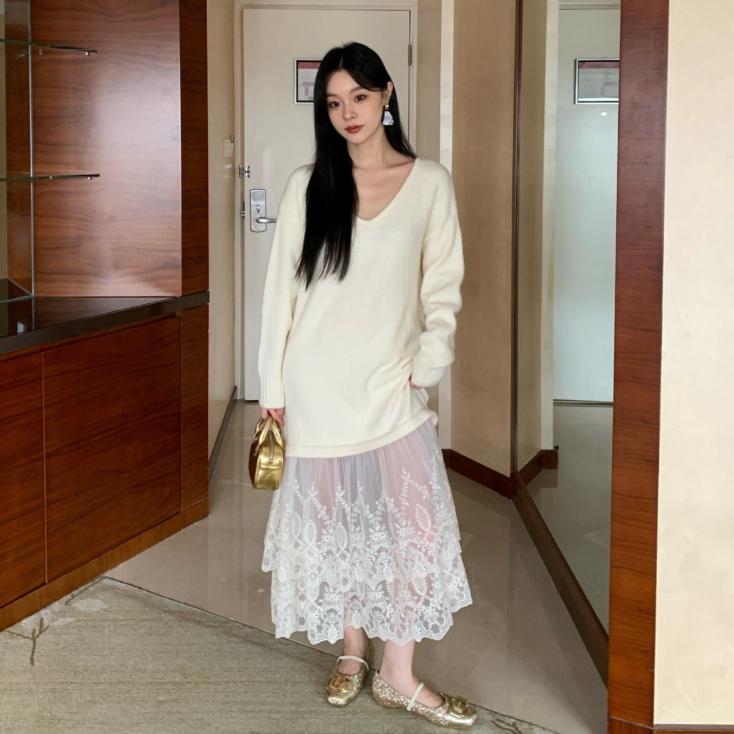Gentle temperament atmosphere lace splicing sweater dress