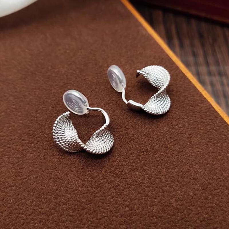 Premium sense metal mosquito coil disc loop earrings French ear clips can be worn without ear piercings, earrings are simple, fashionable and versatile