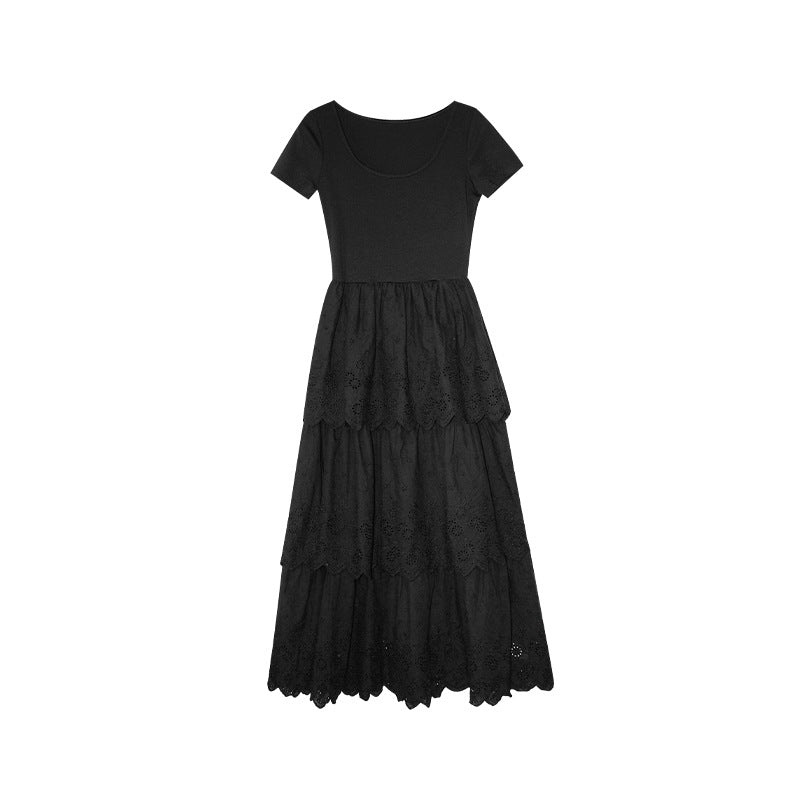 Gentle and sweet age-reducing lace cake dress