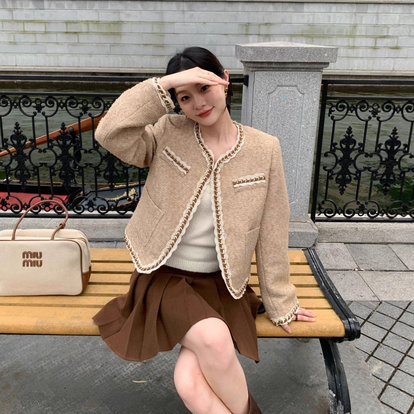 Vintage fungus edge round neck polished small fragrant jacket