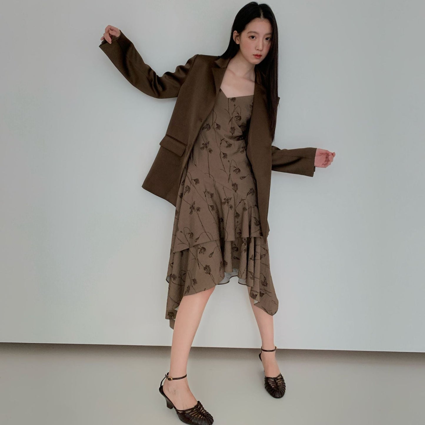 Maillard retro temperament irregular diagonal skirt suspender dress