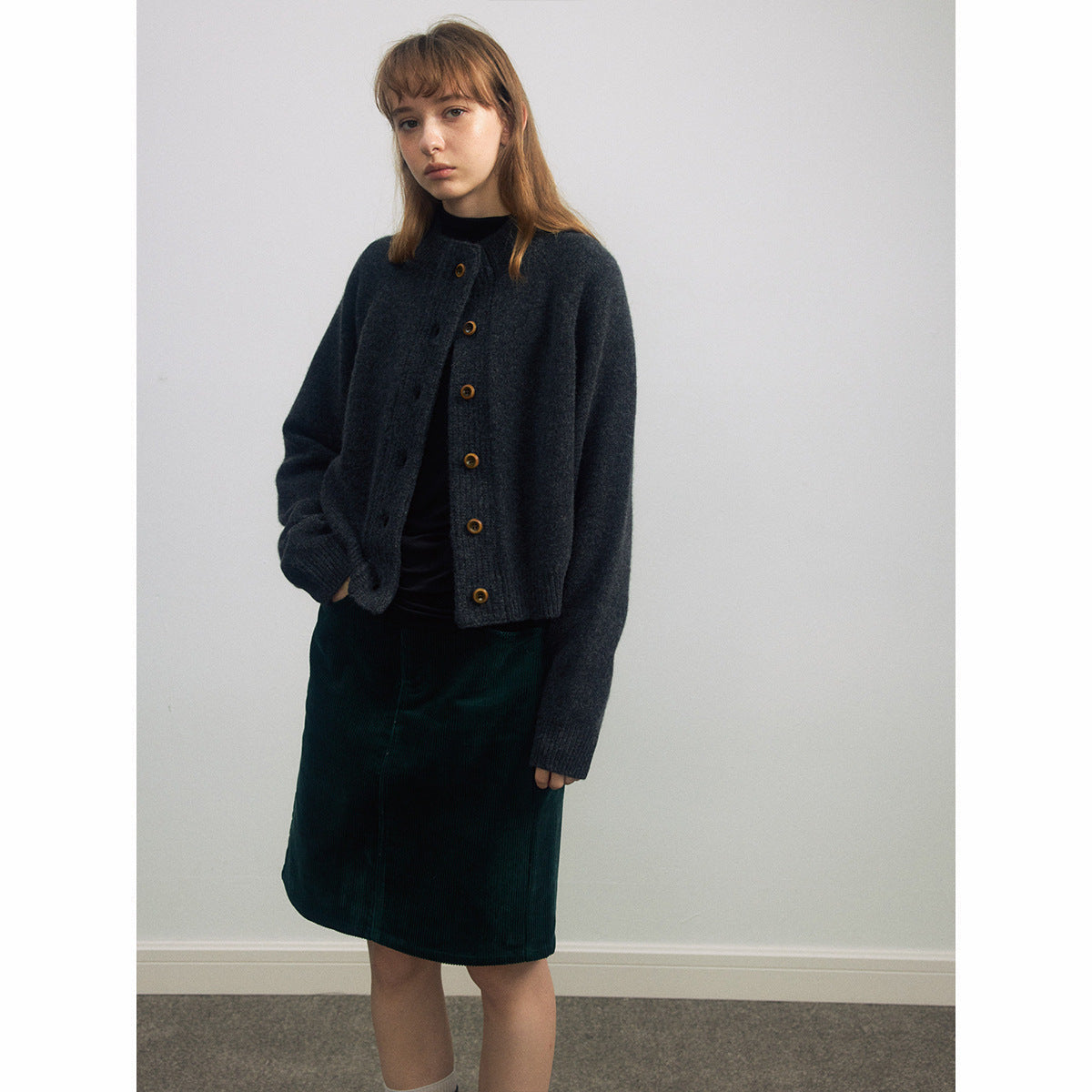 Autumn new casual all-wool stand-up collar simple solid color single-breasted wool cardigan