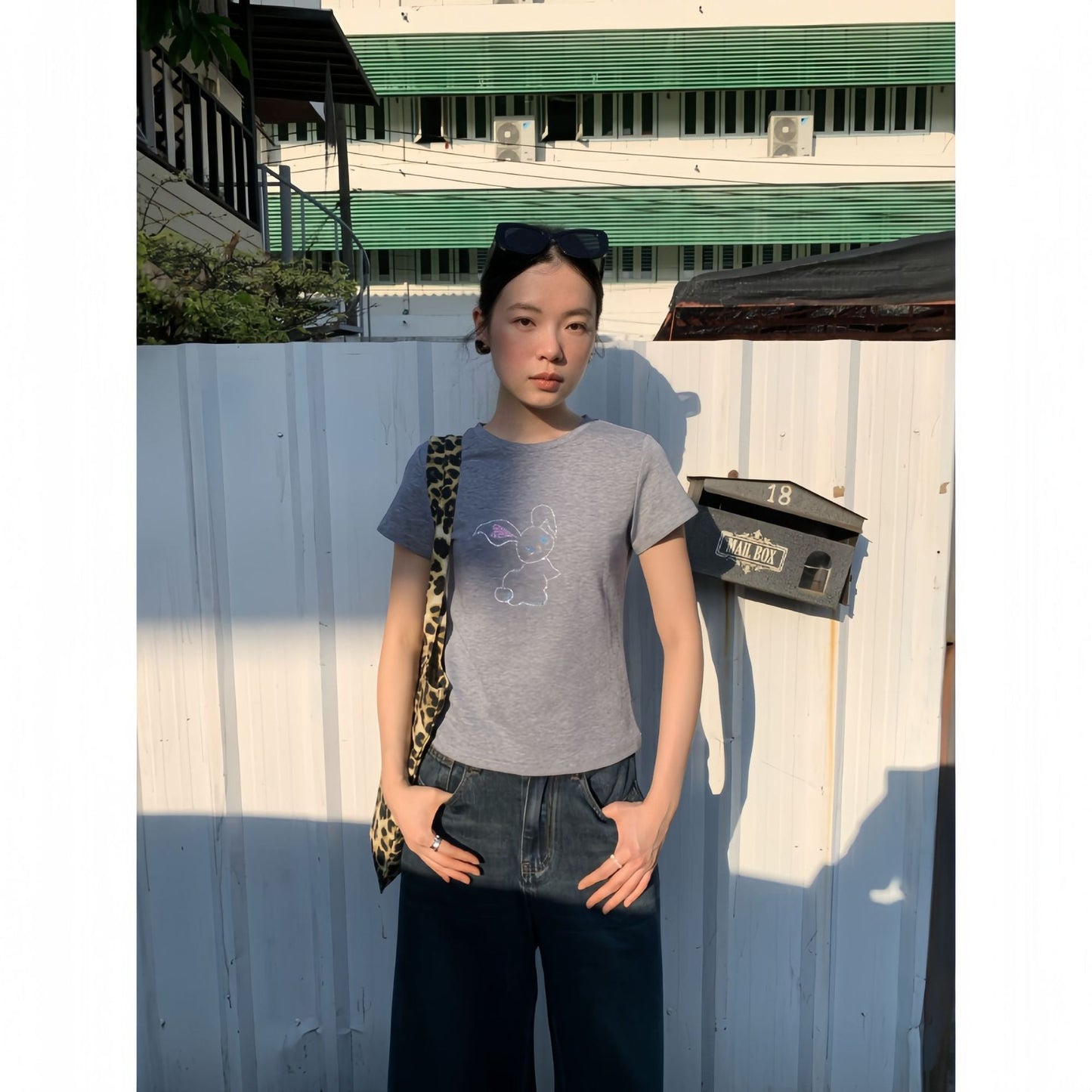 Early spring girl sweet and cute thin beaded round neck short-sleeved T-shirt