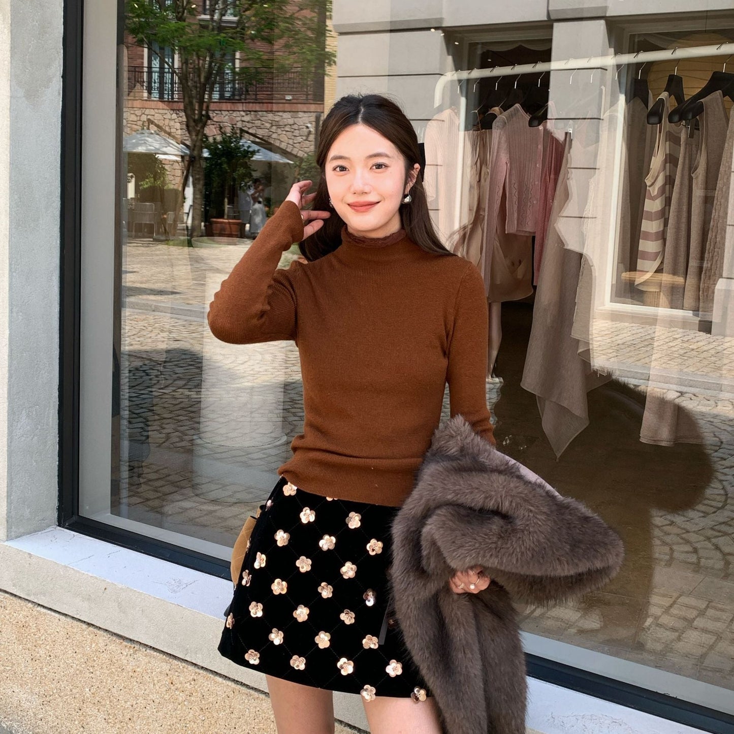 Half-height crew neck sweater
