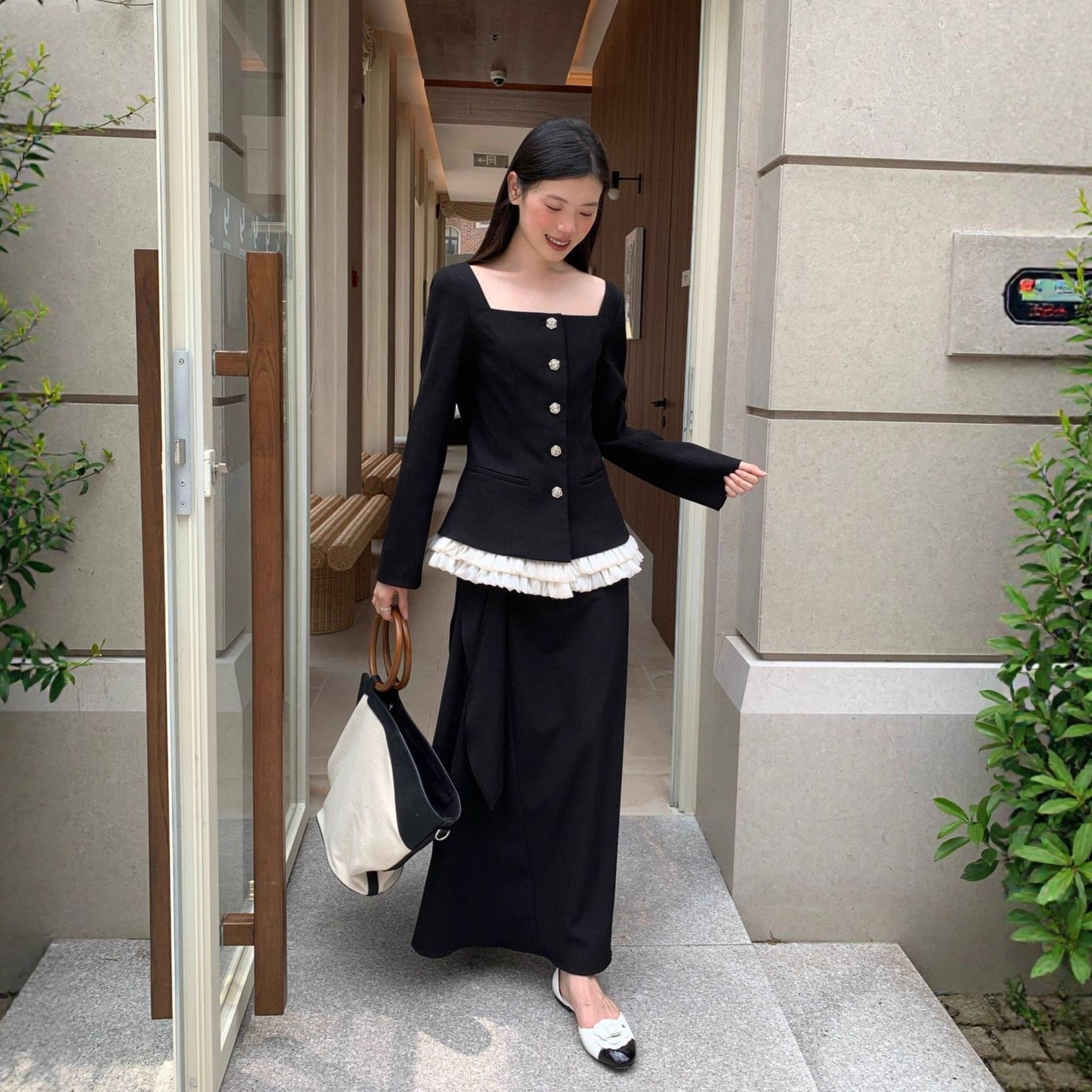 Autumn French Hepburn temperament lace splicing single-breasted square collar jacket