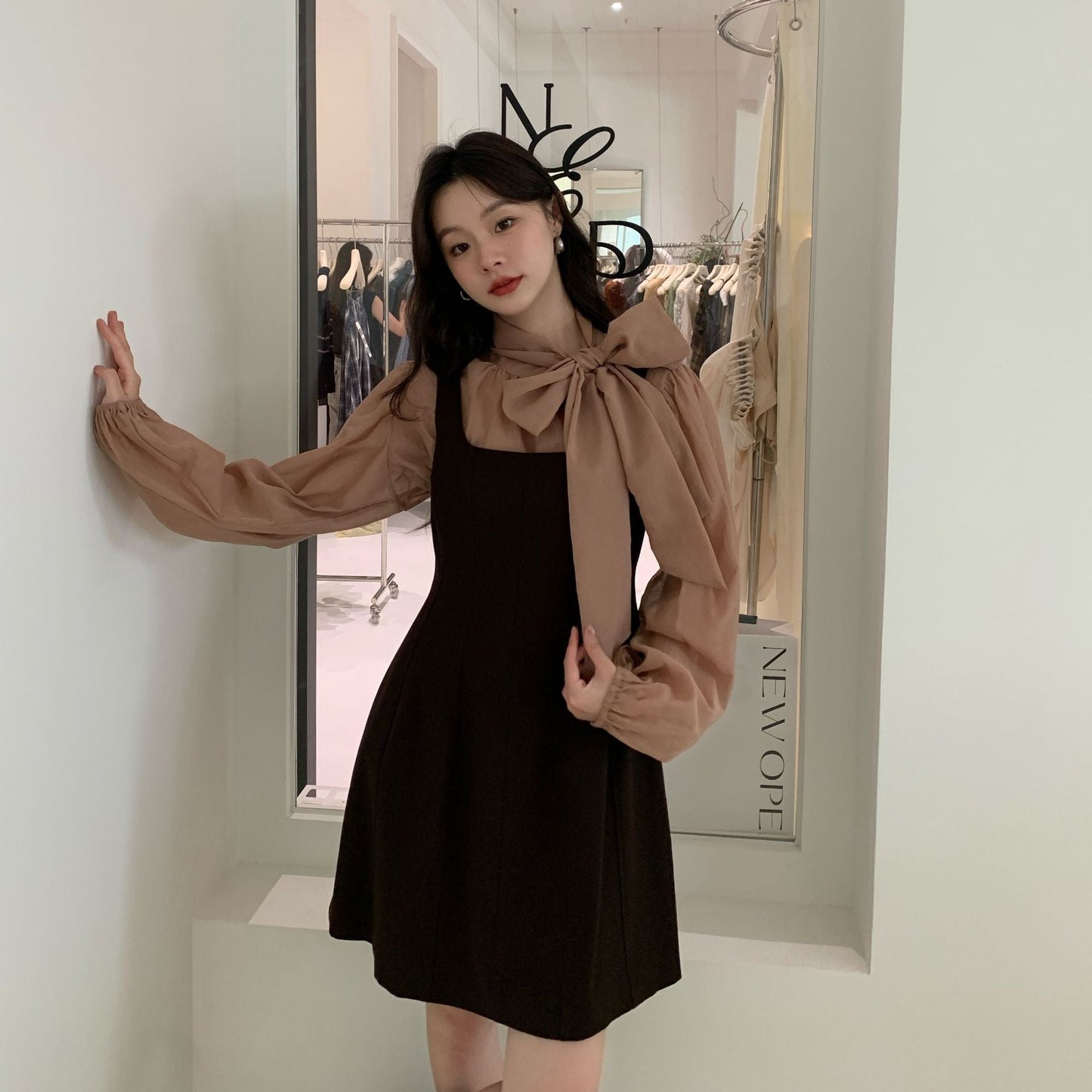 Long Sleeve Shirt with Bow Ribbon Inside